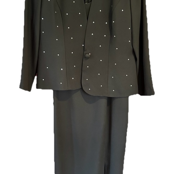 Chic Black Women's Maxi Dress with Jacket - Picture 1 of 15